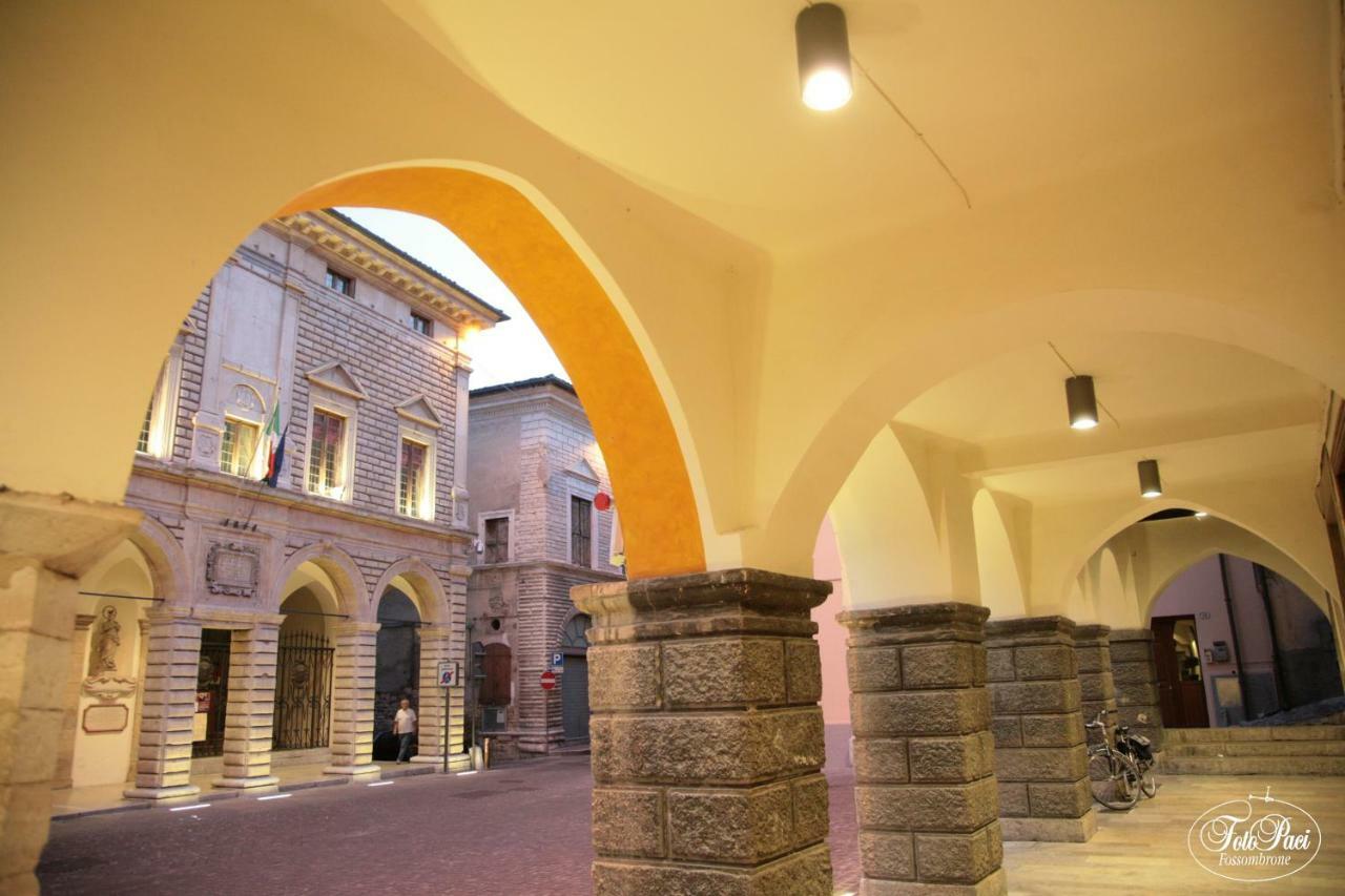 Il Cavallino Фоссомброне Экстерьер фото